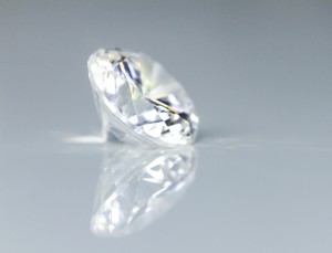 강하고 아름다운 탄소물질, 보석의 왕 다이아몬드