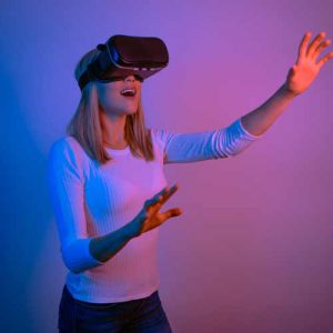 디스플레이 혁명 중심<br>VR&AR 세계!