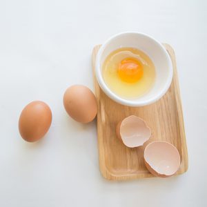 삶은 달걀을 다시 날달걀로 만들 수 있을까?